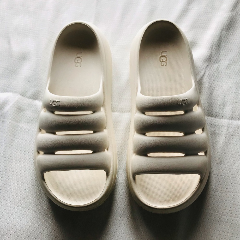 UGG White Slide Sandals - Picture 2 of 9